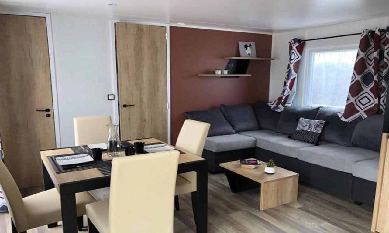 Mobil Home 6 pers, Kerlann , Pont Aven Bagian luar foto